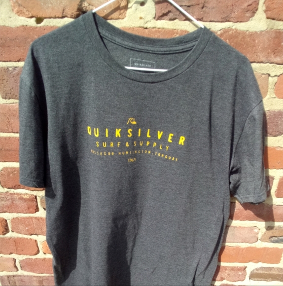 Quiksilver Other - Gray Quicksilver S/S Pullover Crew neck T-Shirt Tee Surf Shop Surfing Skate Sz L
